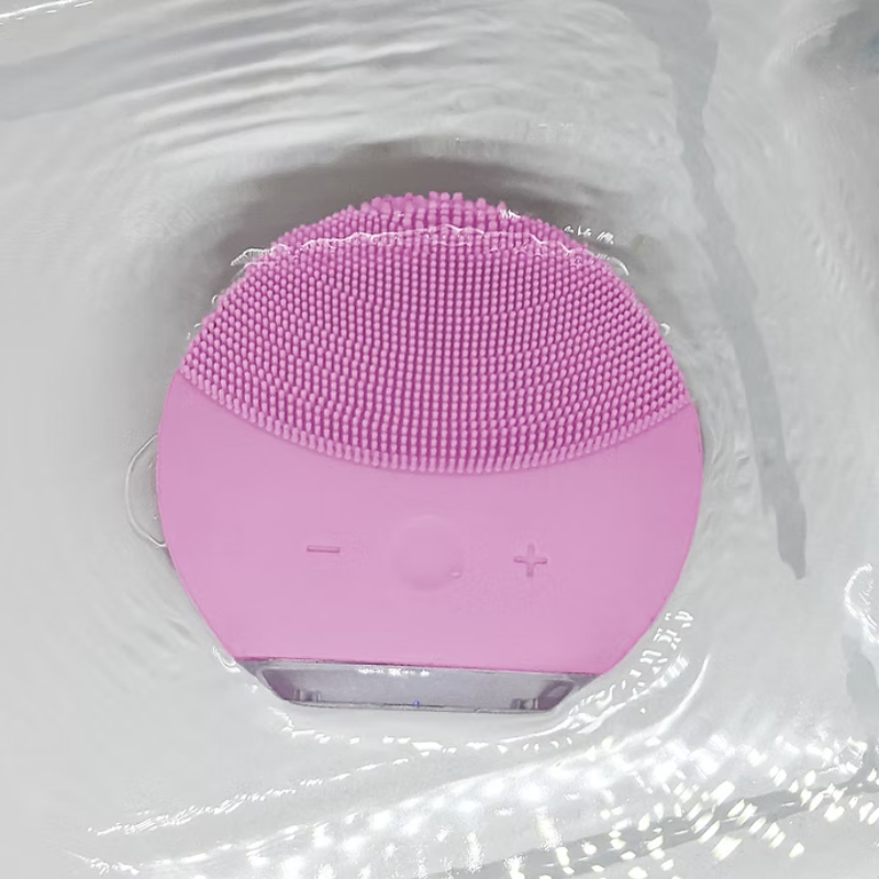 Cepillo ultrasónico facial (Colores Variados)