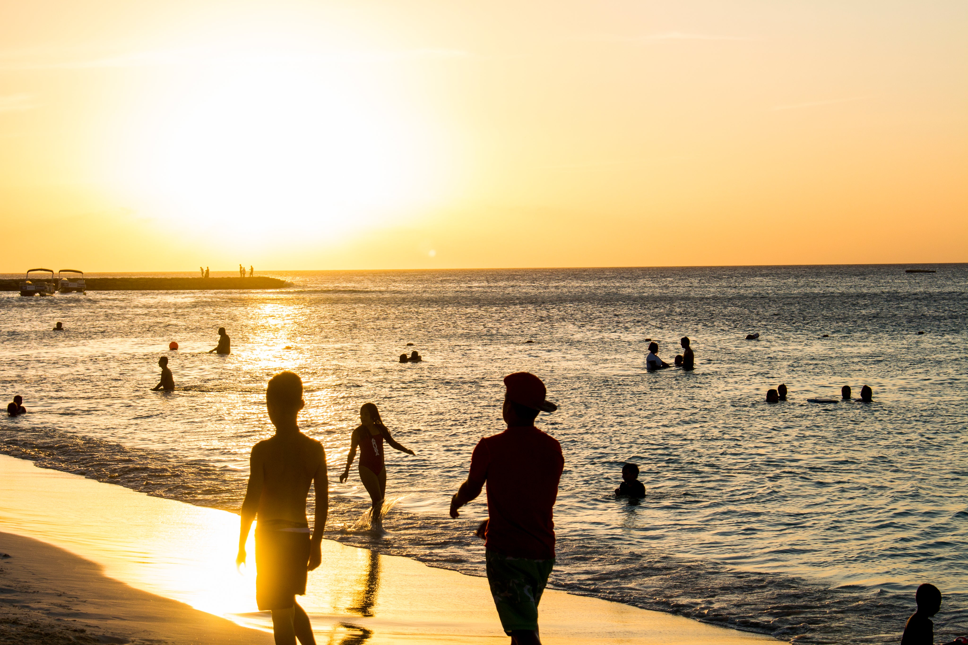 files/beach-sunset-silhouettes.jpg