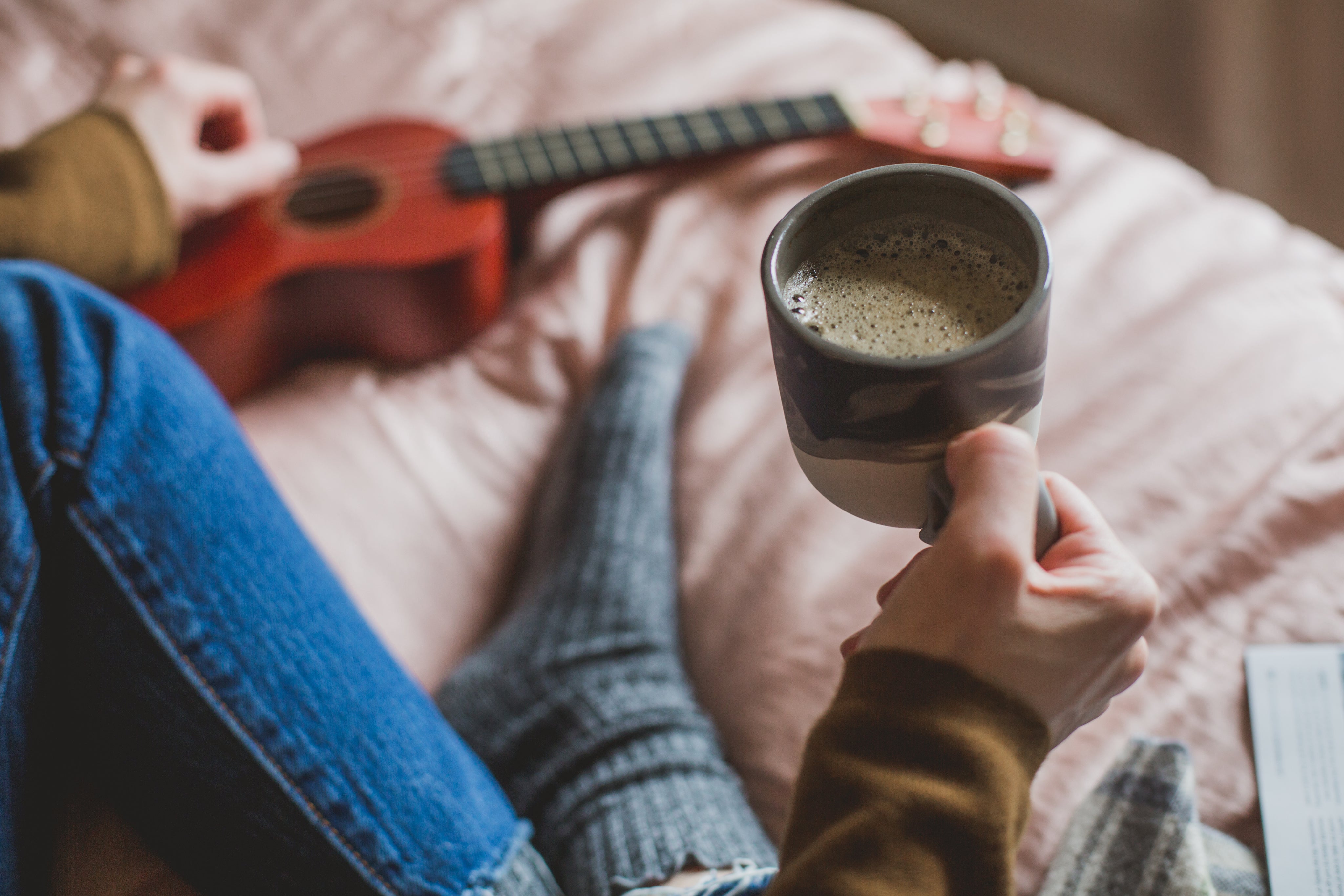 files/holding-coffee-in-bed.jpg